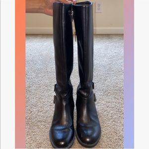 Kenneth Cole Reaction boots